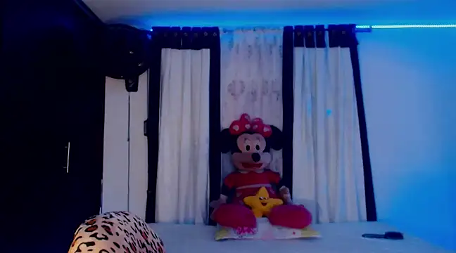 touchm cockhard online show from January 3, 2025, 1:59 am