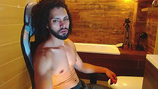 Amir Abdull online show from March 3, 2025, 11:46 pm