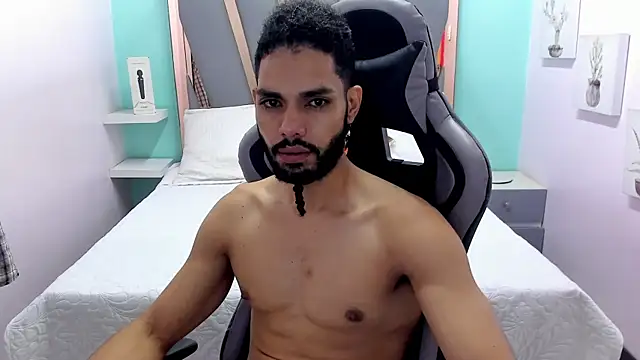 Amir Abdull online show from October 20, 2025, 3:12 pm