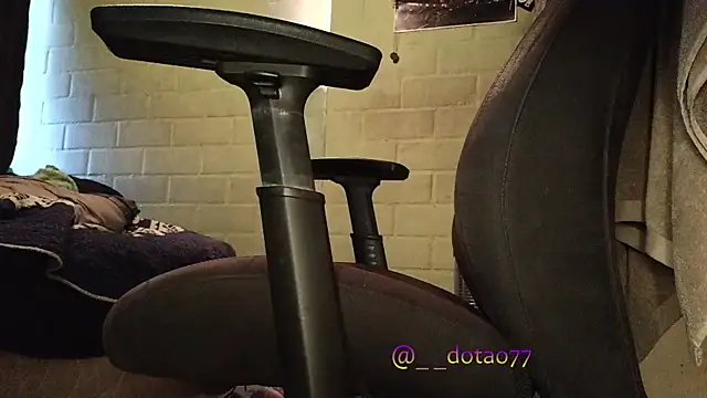 Snapshot of doTao7 chatting on November 2, 2025, 9:55 am doTao7 online show from November 2, 2025, 9:55 am