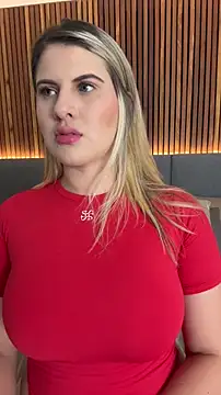 EmiilyAdams  online show from April 1, 2026, 10:40 pm