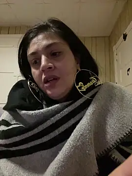 Snapshot of kriztal_pretty chatting on December 13, 2025, 11:54 pm kriztal pretty online show from December 13, 2025, 11:54 pm