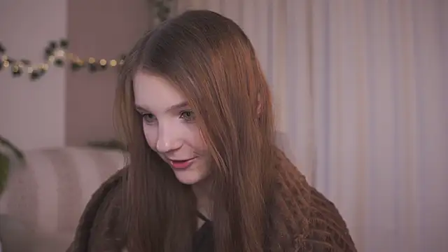 Snapshot of CindyGarrison chatting on September 20, 2025, 10:33 pm CindyGarrison online show from September 20, 2025, 10:33 pm