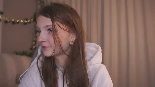 Snapshot of CindyGarrison chatting on September 29, 2025, 1:11 am CindyGarrison online show from September 29, 2025, 1:11 am