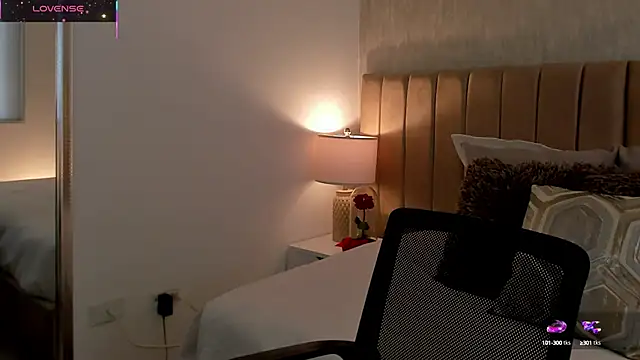 Snapshot of Victoria_romanox chatting on January 31, 2025, 3:55 pm Victoria romanox online show from January 31, 2025, 3:55 pm
