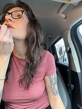 BeautifulMesss online show from March 26, 2026, 3:39 pm