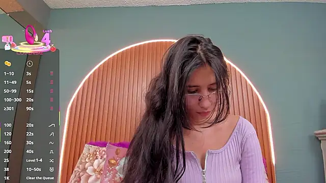 NayeCloud online show from January 15, 2026, 3:44 am