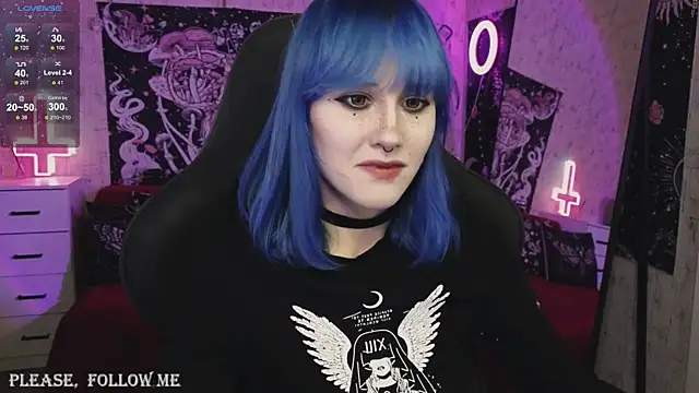 little Elika online show from December 6, 2024, 9:57 pm