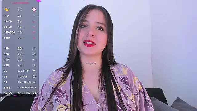 Sabrina Lennox online show from June 2, 2026, 6:10 pm