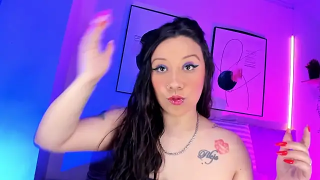 Snapshot of rose_xd chatting on February 11, 2025, 10:28 pm rose xd online show from February 11, 2025, 10:28 pm