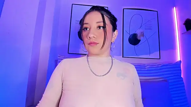 Snapshot of rose_xd chatting on February 15, 2025, 8:33 pm rose xd online show from February 15, 2025, 8:33 pm