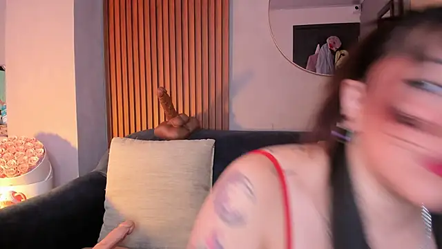 Snapshot of rose_xd chatting on November 8, 2025, 4:51 pm rose xd online show from November 8, 2025, 4:51 pm