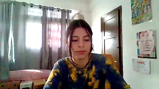 Sasha Petitte online show from February 10, 2025, 1:33 pm