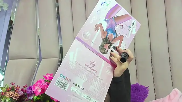 Sasha Petitte online show from November 13, 2025, 3:49 am