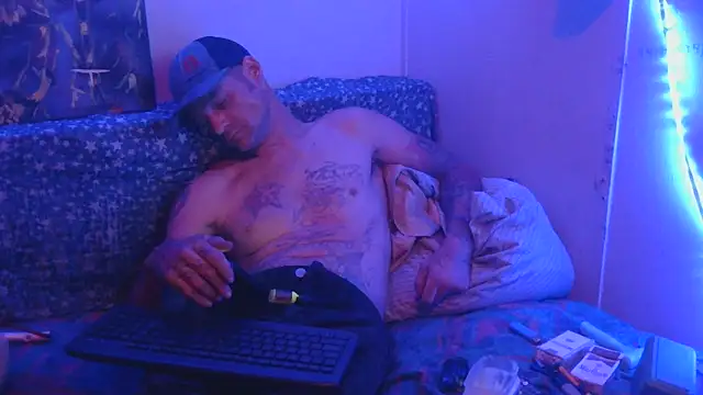 TheOneYouLove69 online show from October 31, 2025, 3:29 am