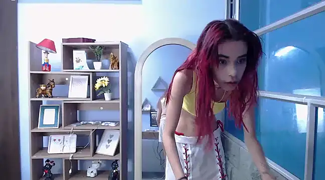 Snapshot of Jasmin_Skinny chatting on December 18, 2024, 8:20 am Jasmin Skinny online show from December 18, 2024, 8:20 am