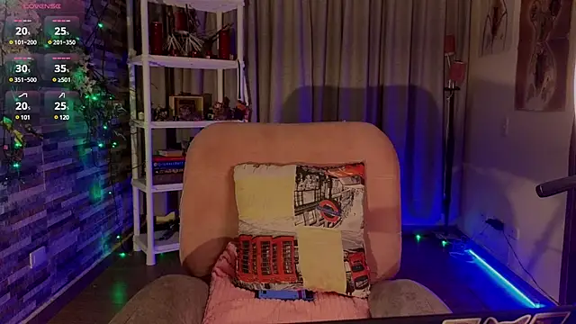 Snapshot of Hairyandsexysalma chatting on February 11, 2025, 4:01 am Hairyandsexysalma online show from February 11, 2025, 4:01 am