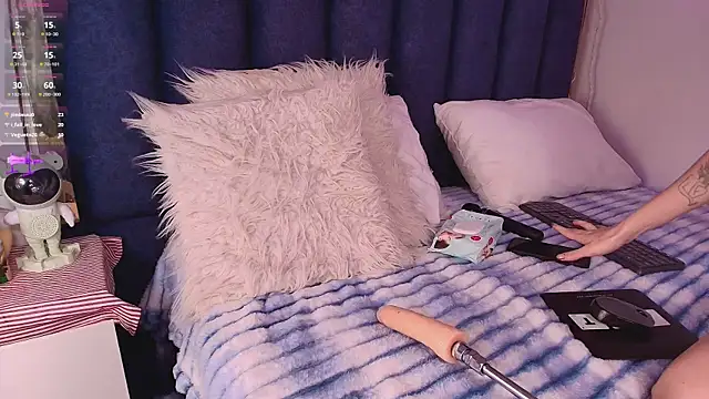 AmberMoss  online show from January 29, 2025, 6:54 am