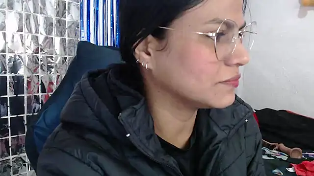 Snapshot of SweetAlmaa chatting on September 25, 2025, 9:35 am SweetAlmaa online show from September 25, 2025, 9:35 am