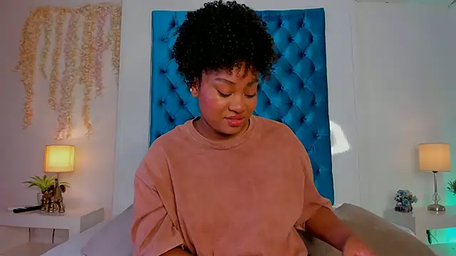 Snapshot of ohrianagibson chatting on May 6, 2026, 10:48 pm ohrianagibson online show from May 6, 2026, 10:48 pm