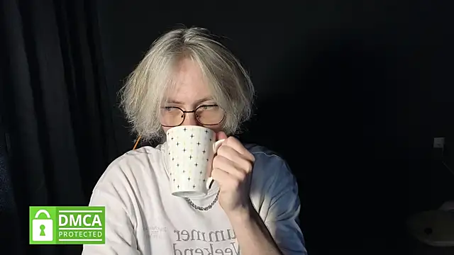 Snapshot of Keytaro chatting on May 19, 2026, 2:01 pm Keytaro online show from May 19, 2026, 2:01 pm