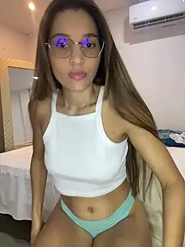 Snapshot of Belissa_miller chatting on January 14, 2025, 7:32 pm Belissa miller online show from January 14, 2025, 7:32 pm