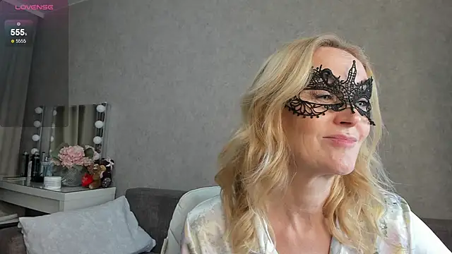 angelica marquise online show from November 8, 2025, 5:23 pm