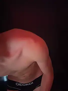 Snapshot of cybercosmiiic chatting on December 27, 2024, 1:43 am cybercosmiiic online show from December 27, 2024, 1:43 am