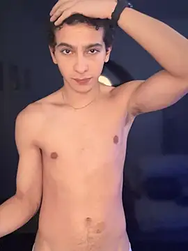 Snapshot of cybercosmiiic chatting on February 24, 2025, 7:09 pm cybercosmiiic online show from February 24, 2025, 7:09 pm