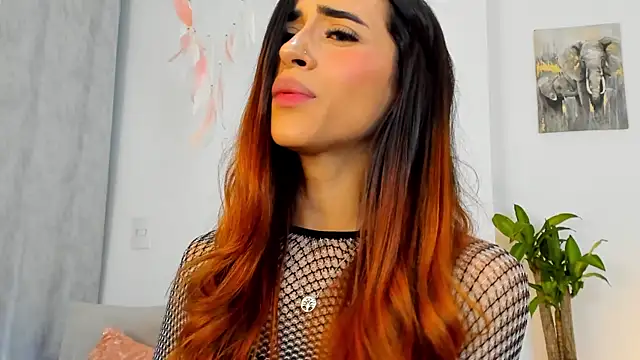 Snapshot of StormiRusso chatting on January 13, 2025, 4:28 am StormiRusso online show from January 13, 2025, 4:28 am