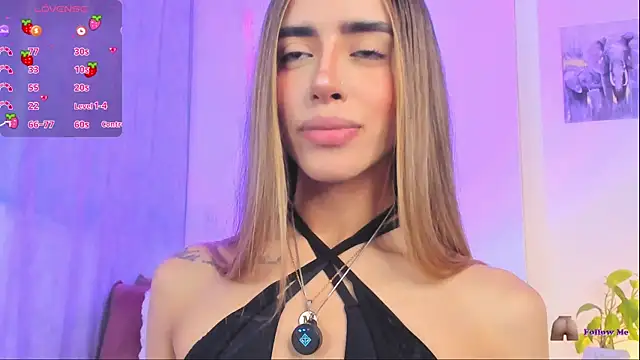 Snapshot of StormiRusso chatting on October 5, 2025, 1:37 am StormiRusso online show from October 5, 2025, 1:37 am