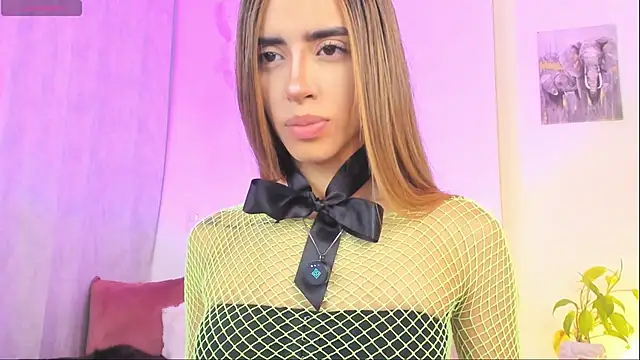 Snapshot of StormiRusso chatting on October 6, 2025, 3:26 am StormiRusso online show from October 6, 2025, 3:26 am