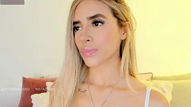 StormiRusso online show from March 17, 2026, 1:21 am