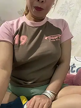 Linaannn online show from February 7, 2025, 12:39 pm
