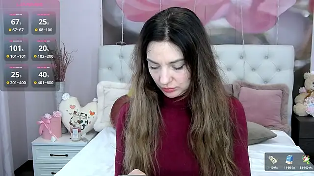 Snapshot of VioletUmi chatting on March 19, 2025, 8:23 am VioletUmi online show from March 19, 2025, 8:23 am