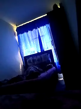 alexmoragomez online show from April 2, 2026, 2:04 pm