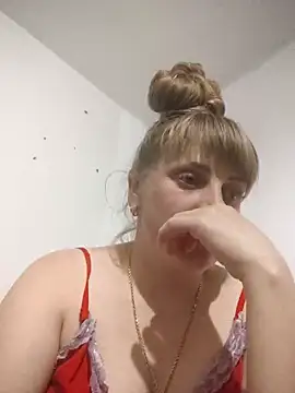 CoddessCrystal online show from October 10, 2025, 5:56 pm