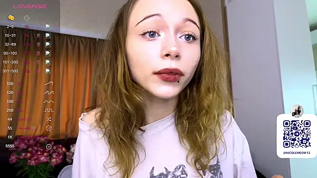 Snapshot of _SofiaBrown chatting on May 2, 2026, 11:15 am SofiaBrown online show from May 2, 2026, 11:15 am