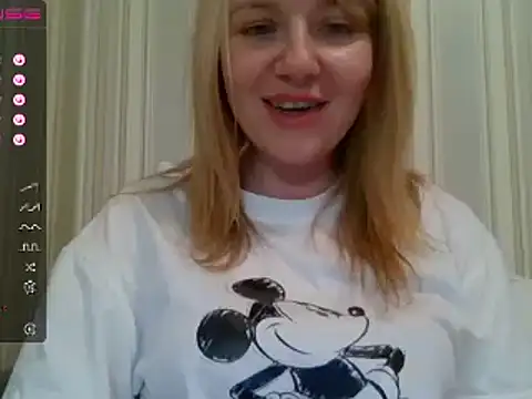urbadkitty online show from January 19, 2025, 1:55 pm