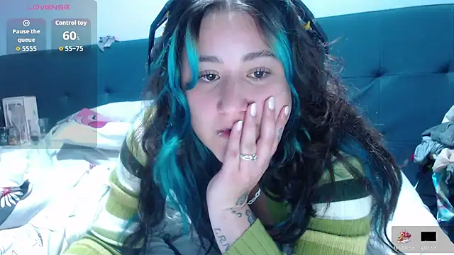 luna palmerau online show from July 12, 2026, 3:19 am