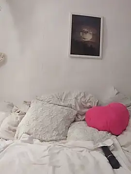 Snapshot of gymyagirlll chatting on October 3, 2025, 10:18 pm gymyagirlll online show from October 3, 2025, 10:18 pm