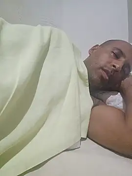 Binhosex2024 online show from November 14, 2025, 6:23 am