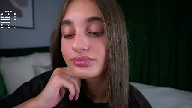 PiquingOgalala online show from October 19, 2025, 12:55 am