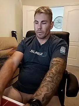 Snapshot of snakecharmer20000 chatting on October 16, 2025, 1:23 pm snakecharmer20000 online show from October 16, 2025, 1:23 pm