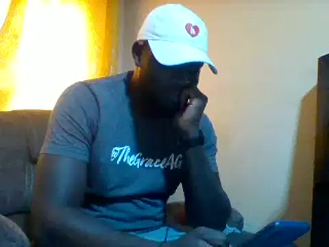 Snapshot of ClinDi chatting on October 10, 2025, 8:46 am ClinDi online show from October 10, 2025, 8:46 am