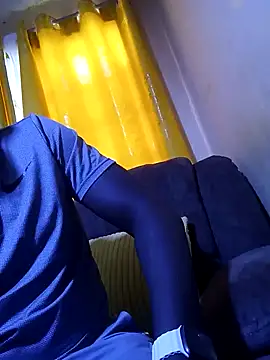 Snapshot of ClinDi chatting on November 27, 2025, 1:35 pm ClinDi online show from November 27, 2025, 1:35 pm