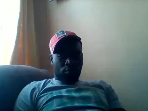 Snapshot of ClinDi chatting on December 3, 2025, 12:14 pm ClinDi online show from December 3, 2025, 12:14 pm