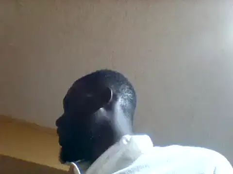 Snapshot of ClinDi chatting on December 17, 2025, 1:50 pm ClinDi online show from December 17, 2025, 1:50 pm