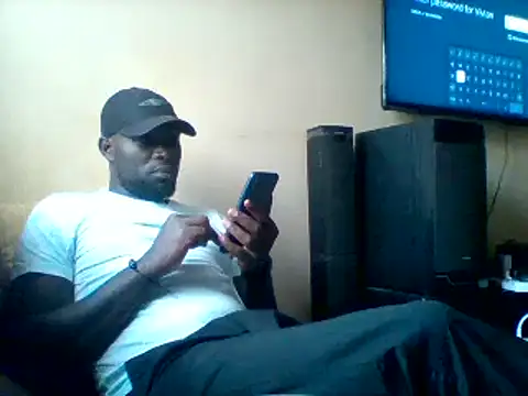 Snapshot of ClinDi chatting on December 19, 2025, 1:51 pm ClinDi online show from December 19, 2025, 1:51 pm