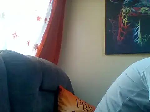 Snapshot of ClinDi chatting on February 12, 2026, 12:00 pm ClinDi online show from February 12, 2026, 12:00 pm